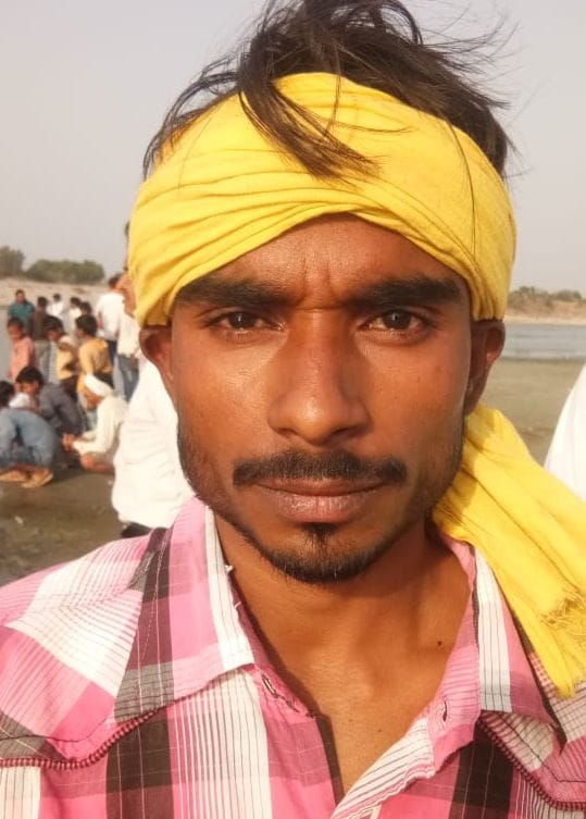 गंगा में डूबने से बचा अरविंद