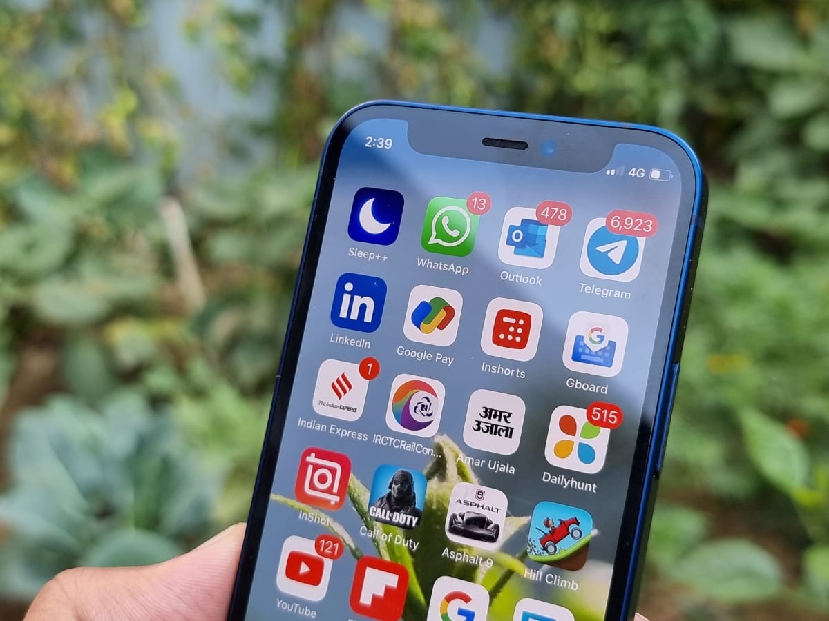 iPhone 12 Mini Review: एक हैंडी और कॉम्पैक्ट स्मार्टफोन