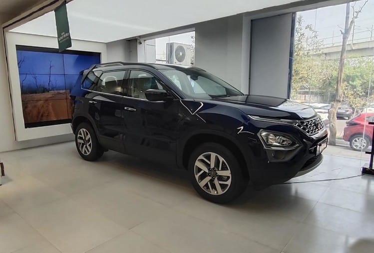Tata Safari at Tata Showroom