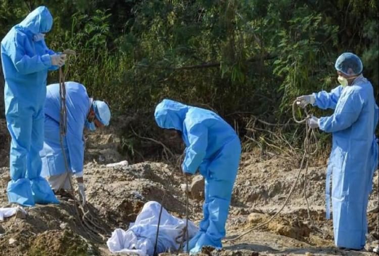 कोरोना मरीज की मौत (फाइल फोटो)