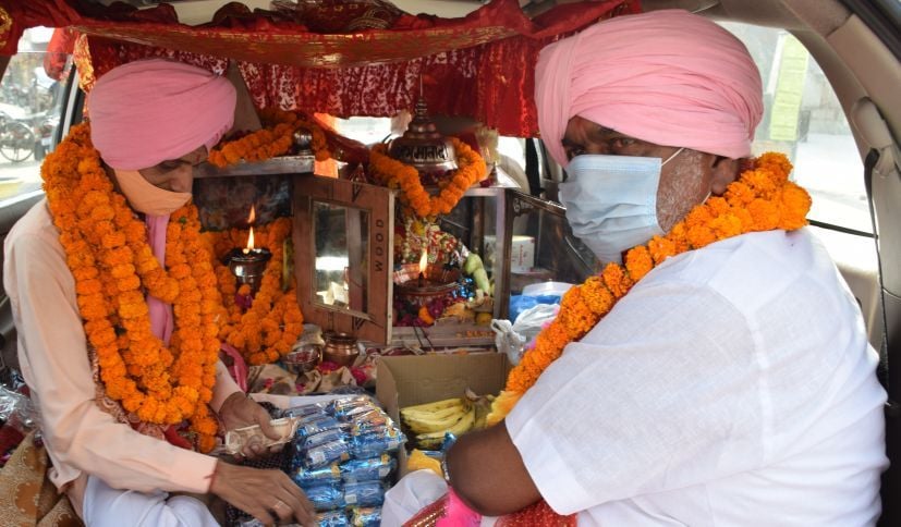 रुद्रपुर पहुंची मां ज्वाला की ज्योति। रुद्रपुर पहुंची मां ज्वाला की ज्योति।
