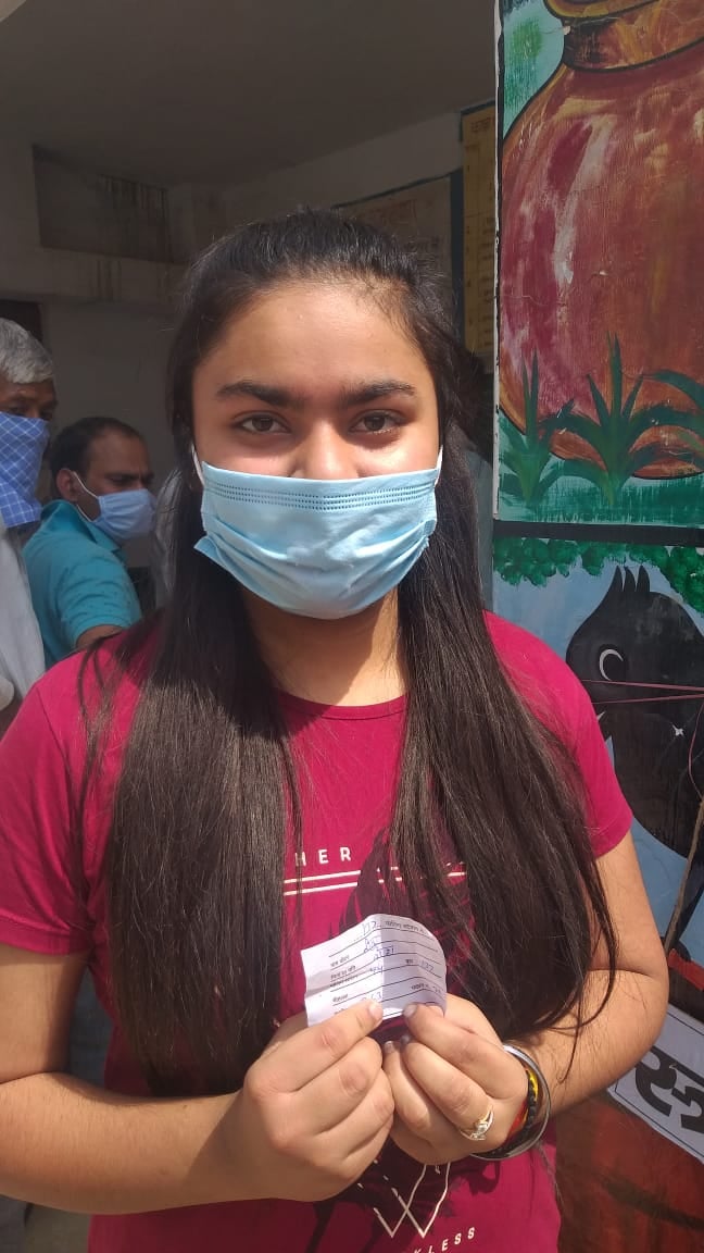 अंशिका पुंडीर नानौता देहात अंशिका पुंडीर नानौता देहात