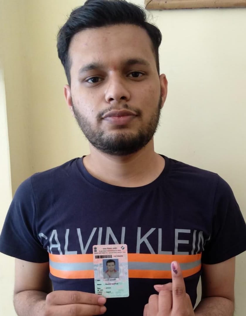 मयंक उपाध्याय पटना उर्फ नयाबांस मयंक उपाध्याय पटना उर्फ नयाबांस