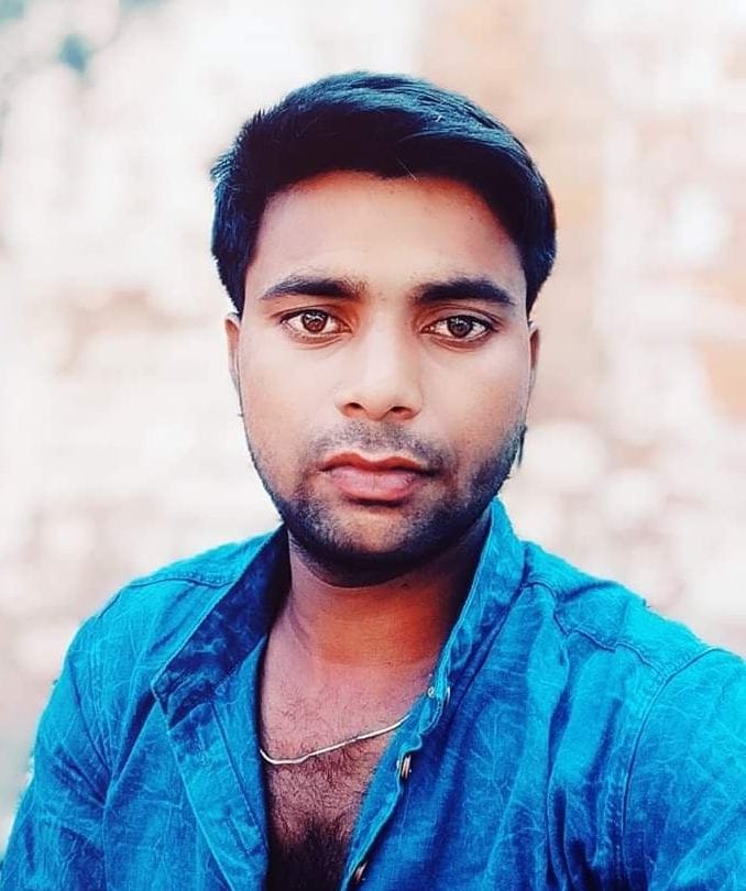 - कामेंद्र , एंबुलेंस ईएमटी - कामेंद्र , एंबुलेंस ईएमटी