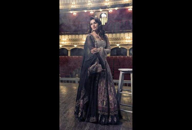 huma qureshi web story in hindi