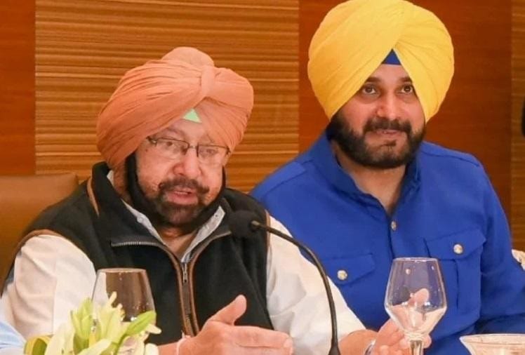 सिद्धू ने फिर बोला कैप्टन पर हमला, कहा- कहां गया बादल को जेल में डालने का दावा  