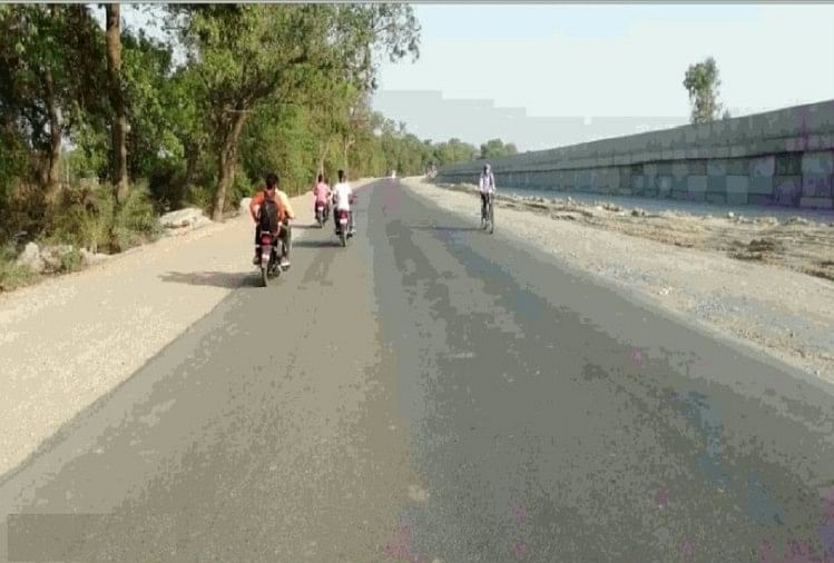 Le passage à niveau de Hulasnagra sur l’autoroute nationale Lucknow-Delhi restera fermé pendant 12 heures mardi