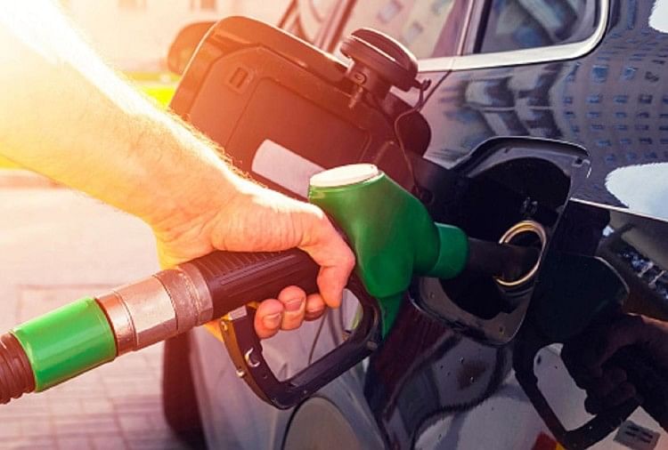 Petrol Diesel Price : आज पेट्रोल के दाम 85 पैसे और डीजल के 75 पैसे तक बढ़े, जानिए कितनी रहीं कीमतें