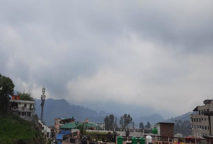 Uttarakhand Weather Forecast Today Update: Rain In Dehradun Today - उत्तराखंड मौसम अपडेट : राजधानी देहरादून में तड़के हुई बारिश, तापमान में दर्ज की गई गिरावट - Vimarsana News