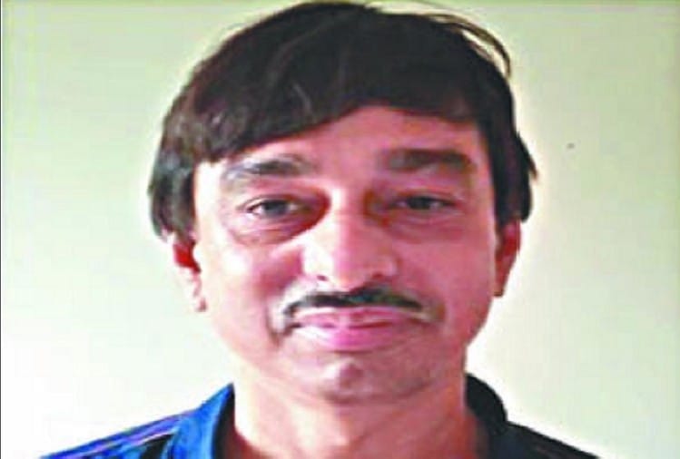 Economic Offenses Wing Arrests Fake Ifs Officer Prime Minister Office - दिल्ली: पीएमओ में तैनात आईएफएस बता करता था ठगी, नीली बत्ती की गाड़ी से जमाता था रौब - Vimarsana News