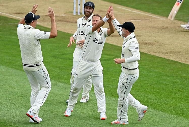 IND vs NZ WTC Final Live: पहले सत्र में न्यूजीलैंड ने झटके चार विकेट, भारत का स्कोर 211-7