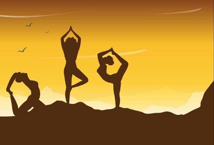 Today Yoga Tips Know These Yoga Asanas Tips To Take Care First Time News In  Hindi - Yoga Tips: पहली बार करने जा रहें योगासन तो भूल से भी न करें ये