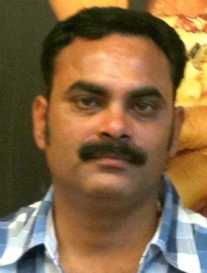 महेंद्र सिंह ठाकुर।