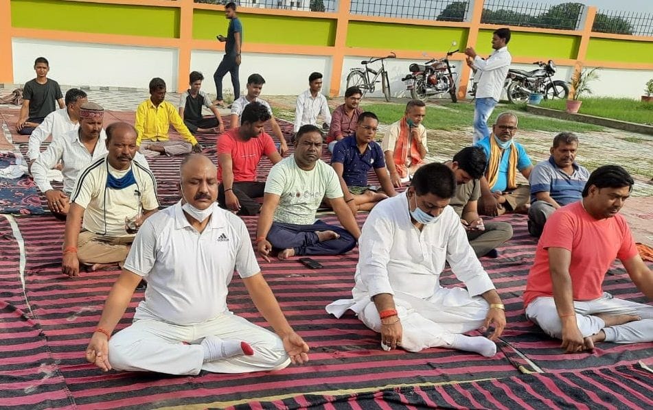 Thousands of people did yoga for a healthy body