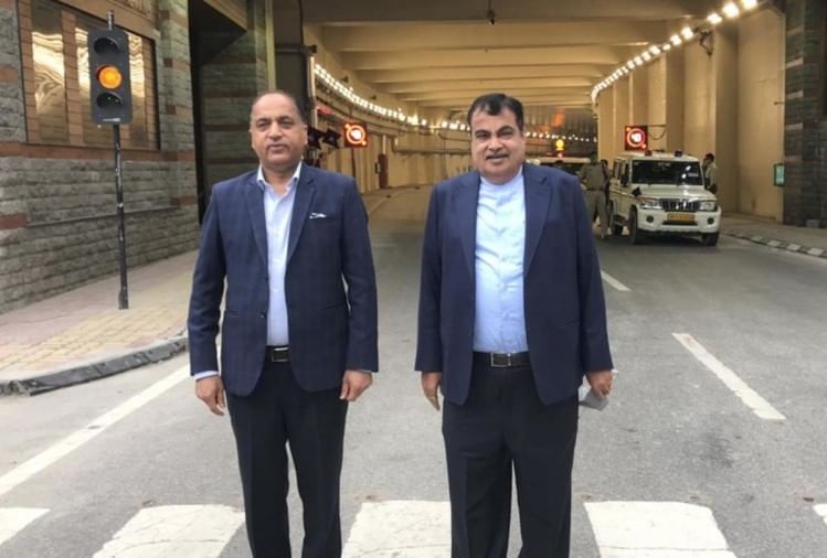 मनाली-लेह के बीच चार सुरंगों का निर्माण किया जाएगा : गडकरी