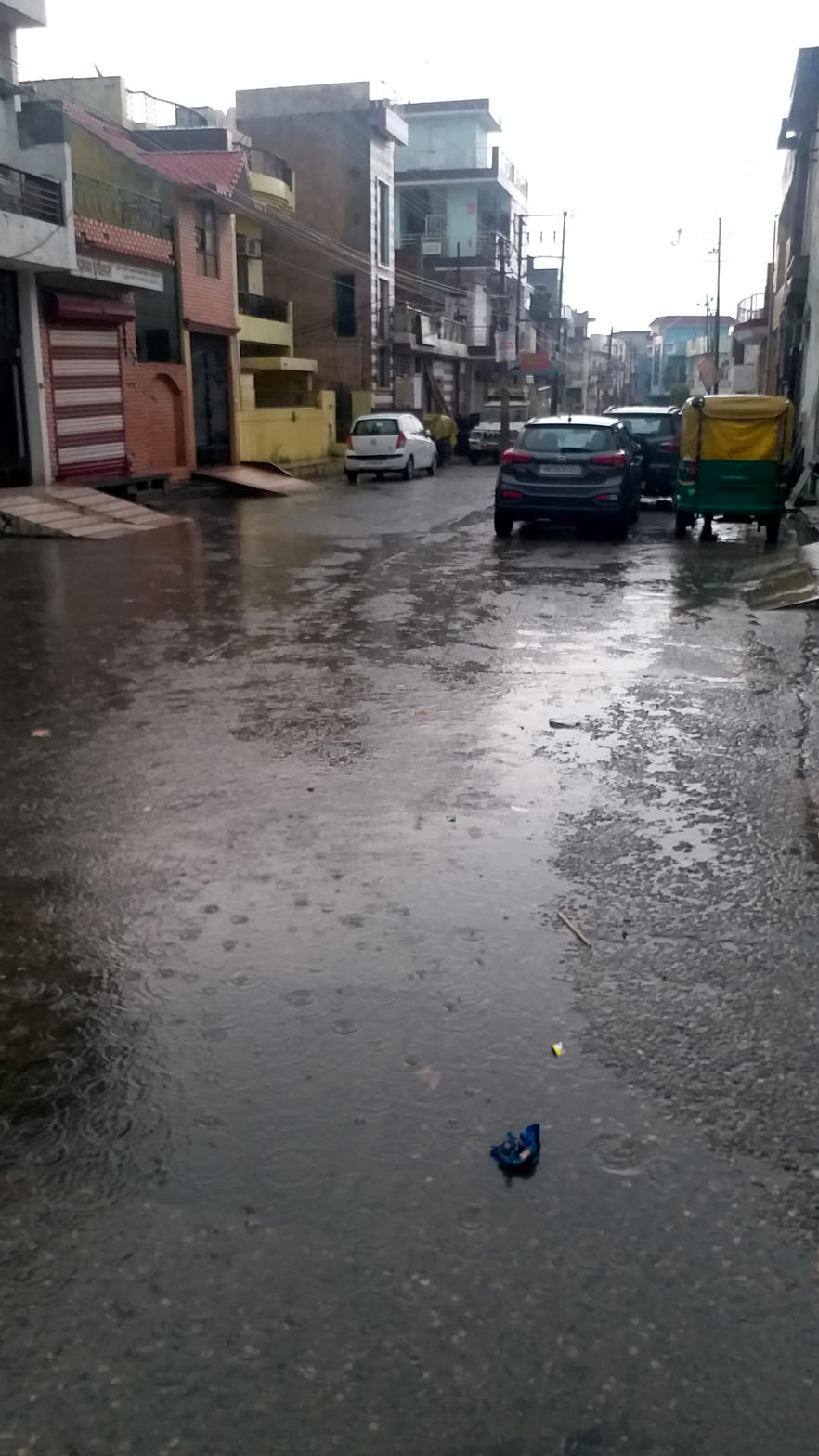 सहारनपुर में सुबह हुई बरसात सहारनपुर में सुबह हुई बरसात