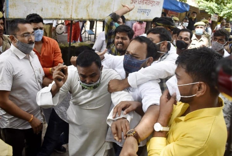 Events Seen Old Power Day And Date Changed In Gorakhpur Zila Panchayat Adhaysh Election - गोरखपुर जिला पंचायत अध्यक्ष चुनाव: सत्ता, दिन और तारीख बदली, घटनाक्रम पुराना - Vimarsana News