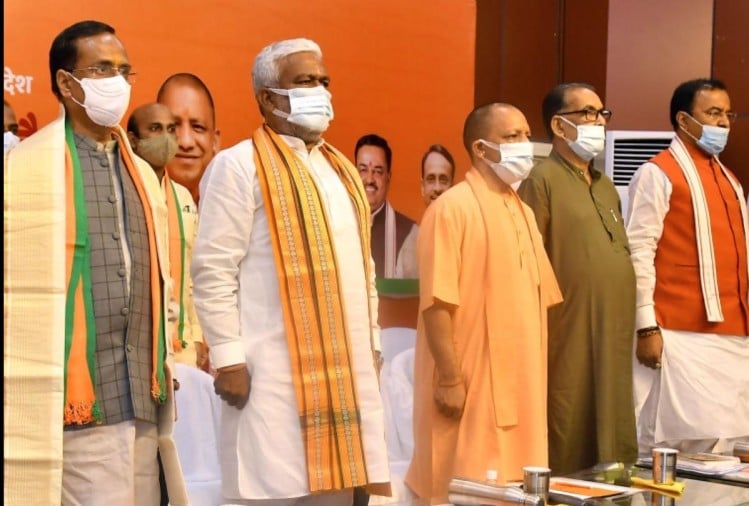 Election Battle Erupted From The Meeting Of The State Working Committee: Development And Serviceism Will Be The Weapons Of Bjp Along With Nationalism - चुनावी रणभेरी : नाम और काम पर मैदान में उतरेगी भाजपा, राष्ट्रवाद के साथ विकासवाद व सेवावाद होंगे हथियार - Vimarsana News