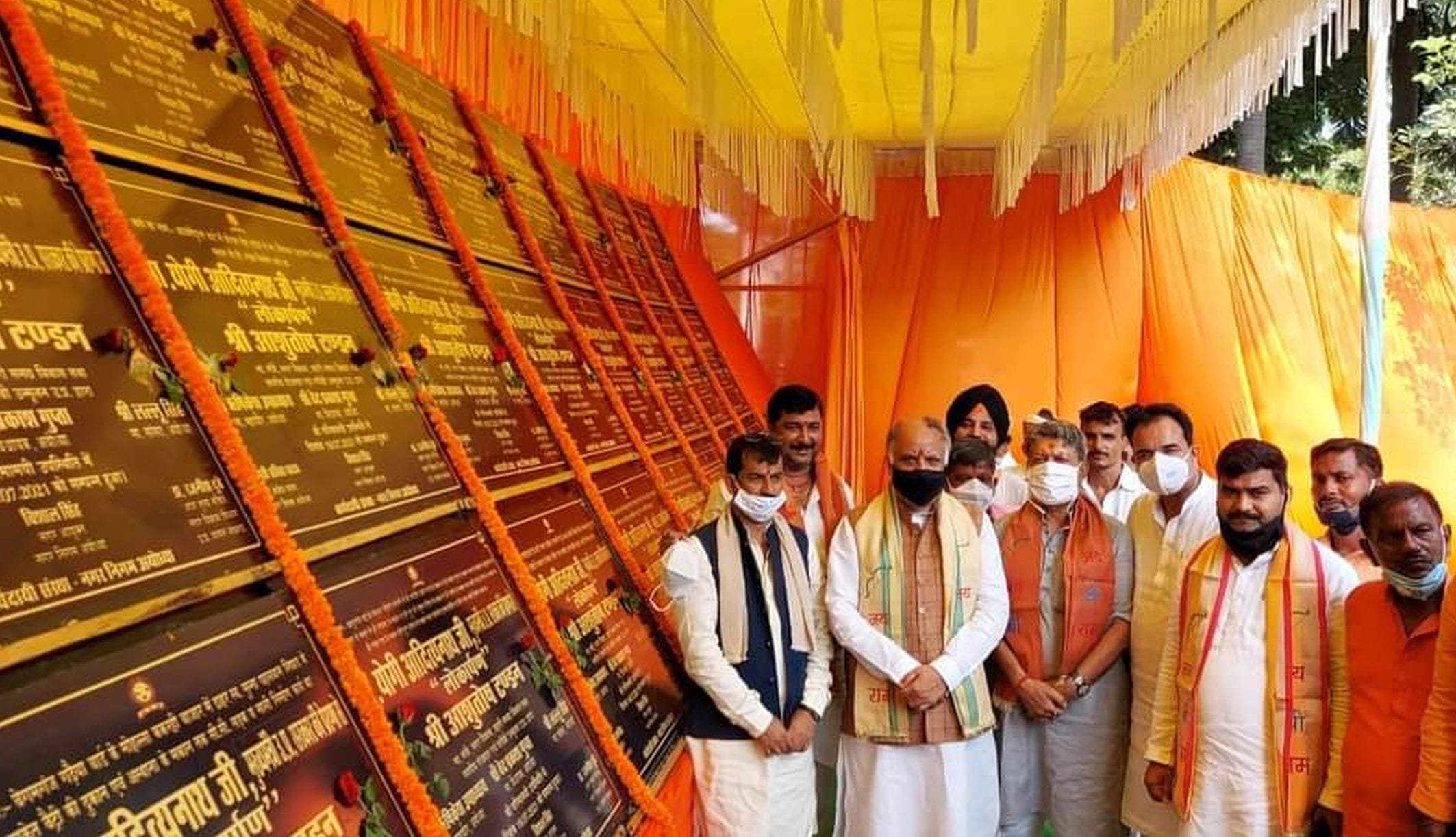 अयोध्या-विभिन्न परियोजनाओं का लोर्कापण व शिलन्यास करते नगर विकास मंत्री आशुतोष टंडन,महापौर ऋषि? अयोध्या-विभिन्न परियोजनाओं का लोर्कापण व शिलन्यास करते नगर विकास मंत्री आशुतोष टंडन,महापौर ऋषि?
