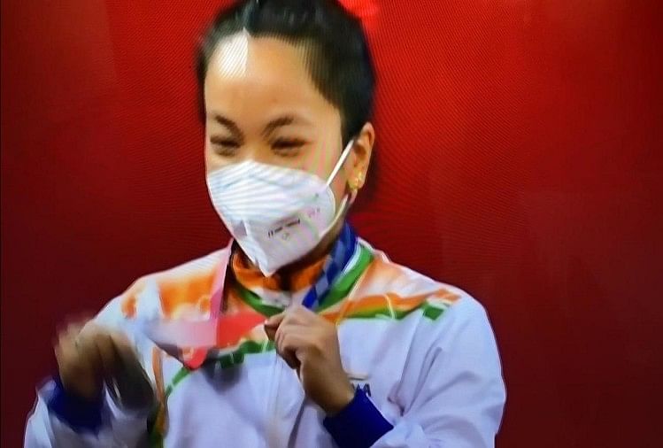 Tokyo Olympics 2021 Indian Weightlifter Mira Bai Chanu Won ...