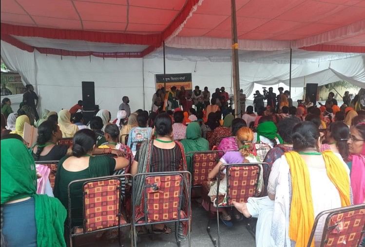 Kisan Andolan Delhi: Farmers Parliament At Jantar Mantar Will Operate By Women, 100-100 Protesters From Punjab And Other States Will Join - जंतर मंतर पर किसान संसद: महिलाओं ने संभाला मोर्चा, कृषि