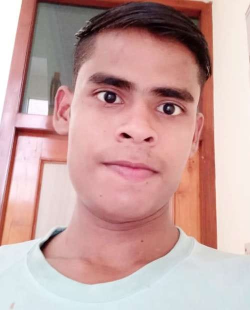 मृतक सुनील कुमार की फाइल फोटो मृतक सुनील कुमार की फाइल फोटो