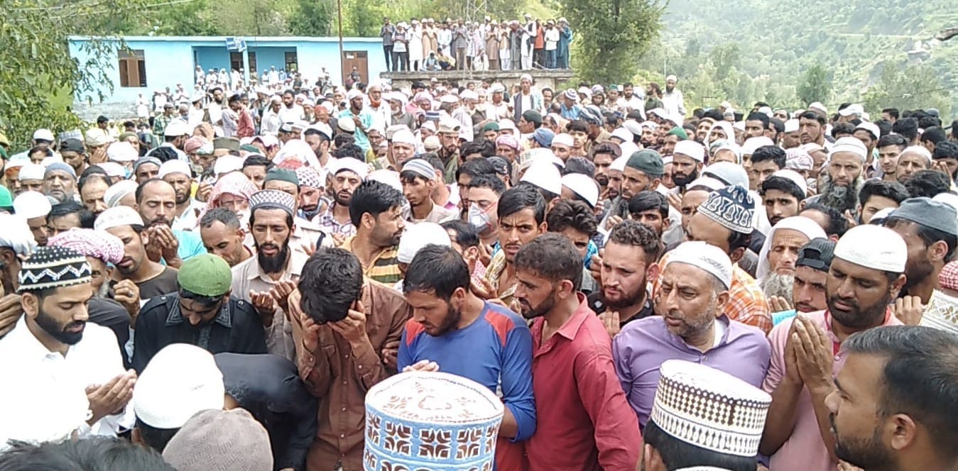 राजोेरी थन्नामंडी में करंट लगने से हेड कांस्टेबल की मौत राजोेरी थन्नामंडी में करंट लगने से हेड कांस्टेबल की मौत