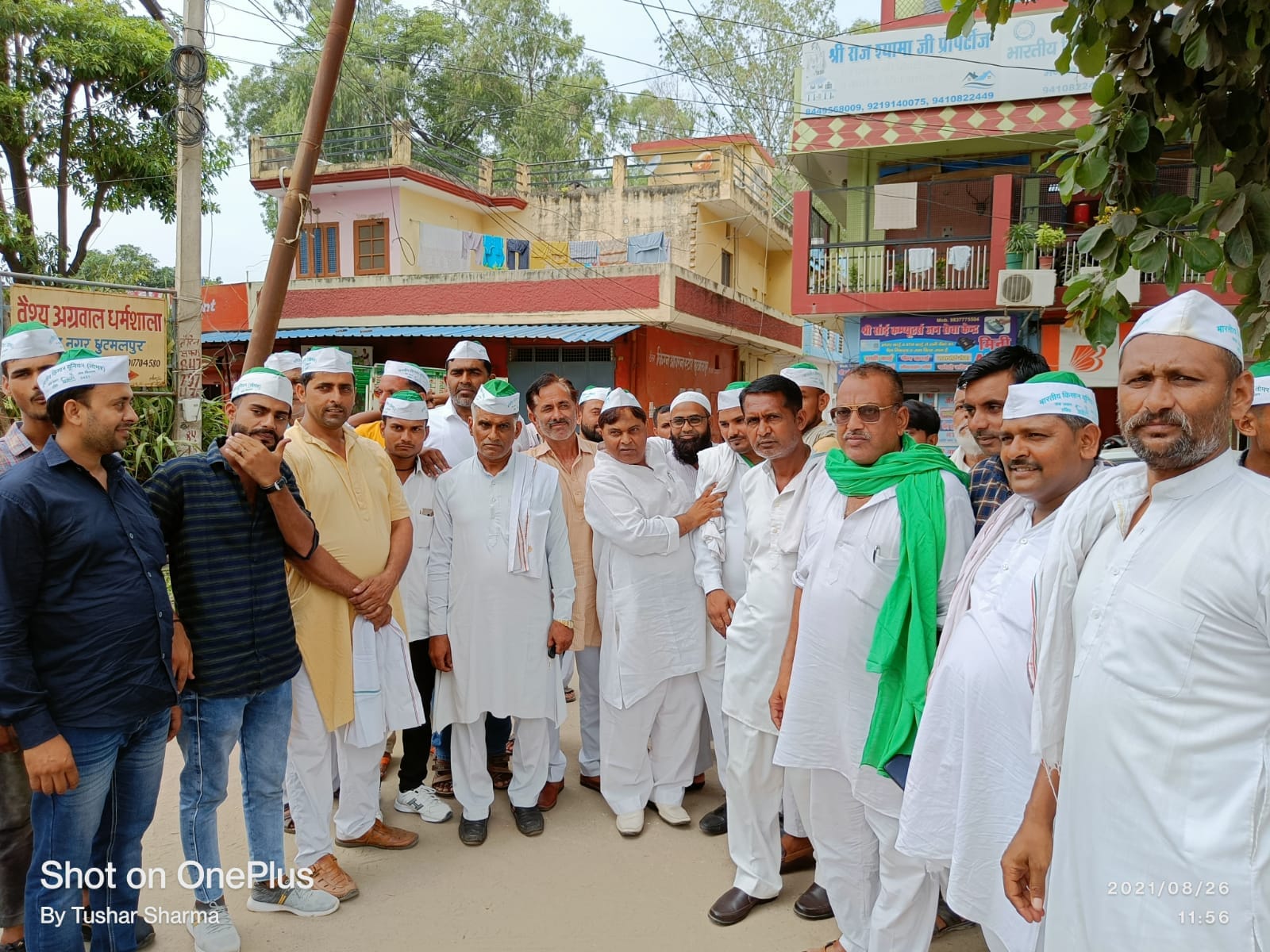 हरिद्वार के लिए कूच करते भाकियू तोमर के किसान हरिद्वार के लिए कूच करते भाकियू तोमर के किसान