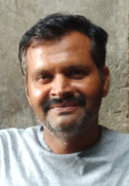 हाथरस : विनयकांत दीक्षित, शिक्षक। संवाद हाथरस : विनयकांत दीक्षित, शिक्षक। संवाद