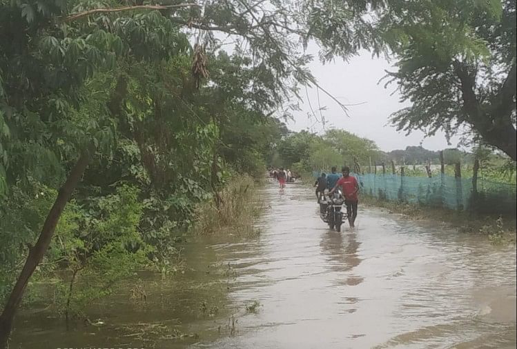 गोरखपुर में बाढ़।