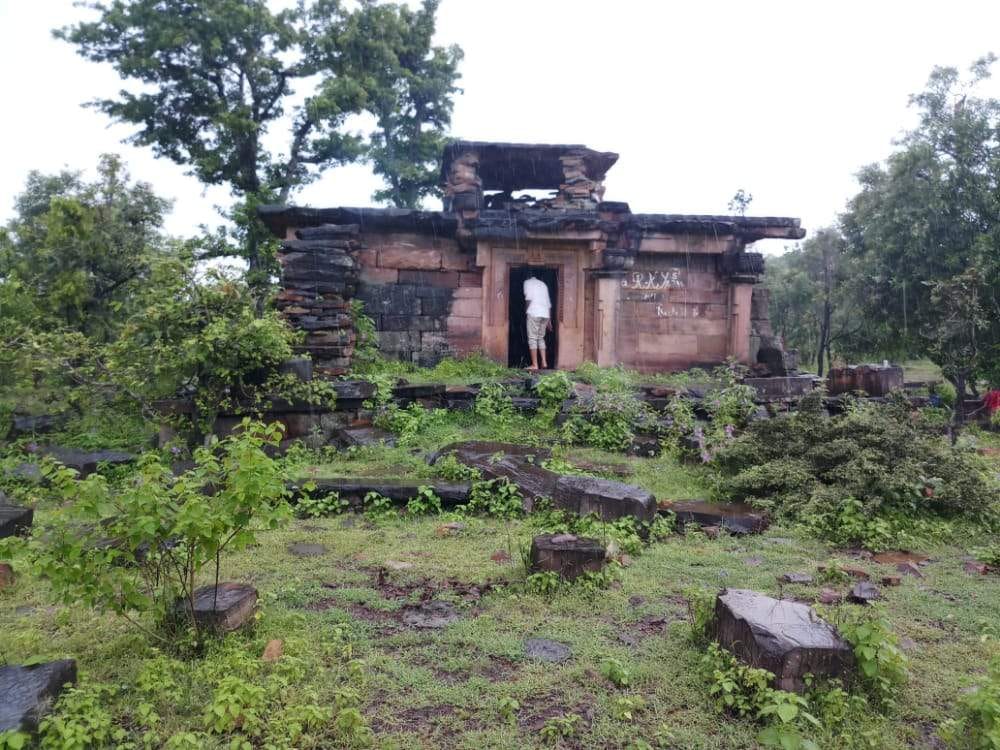 खंडहर पड़ी आल्हा ऊदल कचहरी