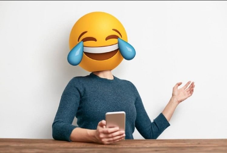 Funny Jokes: छात्र का जवाब सुनकर बेचारे मास्टर जी अब तक हैं बेहोश, पढ़िए ऐसे ही वायरल जोक्स जोक्स