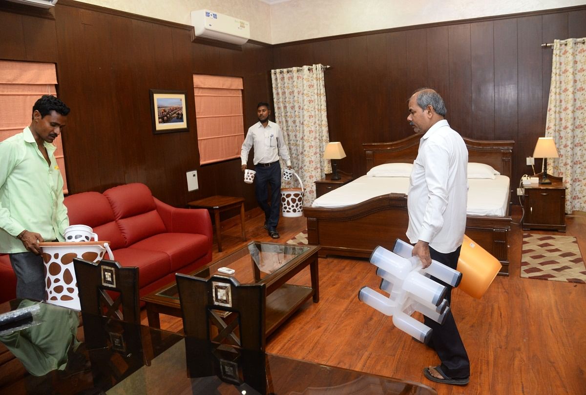 President Today In Prayagraj : राष्ट्रपति रामनाथ कोविंद के आगमन के मद्देनजर सर्किट हाउस में उनके लिया तैयार किया जा रहा सुईट।