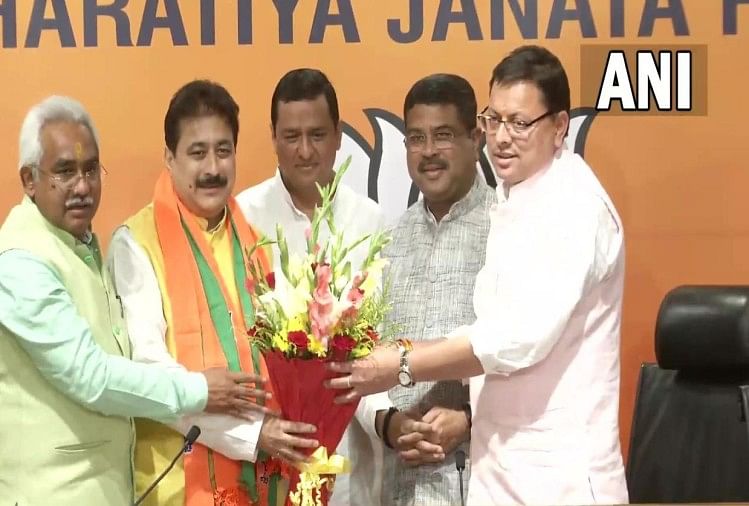 Uttarakhand Election 2022: Mla Reached Delhi To Join Bjp Today - उत्तराखंड  चुनाव 2022: भाजपा में शामिल हुए पुरोला से कांग्रेस विधायक राजकुमार, दिल्ली  में सीएम भी रहे ...