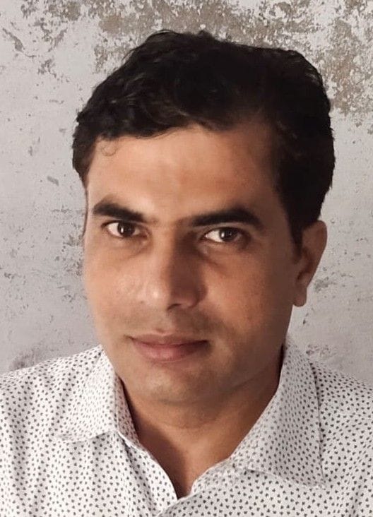 हाथरस : रचिन कौशिक, शिक्षक। संवाद हाथरस : रचिन कौशिक, शिक्षक। संवाद
