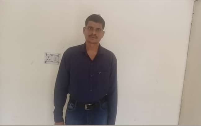 सीआरपीएफ जवान ब्रभुवन सिंह का फाइल फोटो। संवाद सीआरपीएफ जवान ब्रभुवन सिंह का फाइल फोटो। संवाद