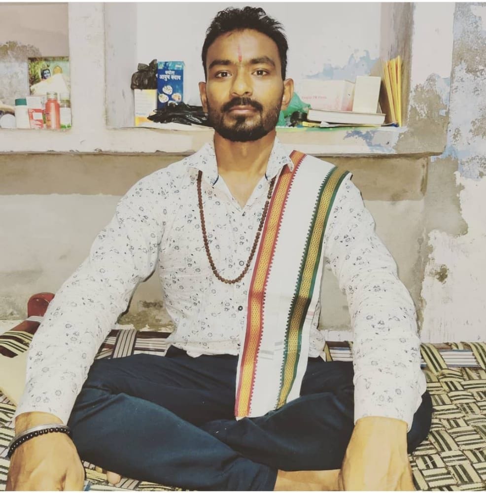  रवेन्द्र उपाध्याय का फाइल फोटो