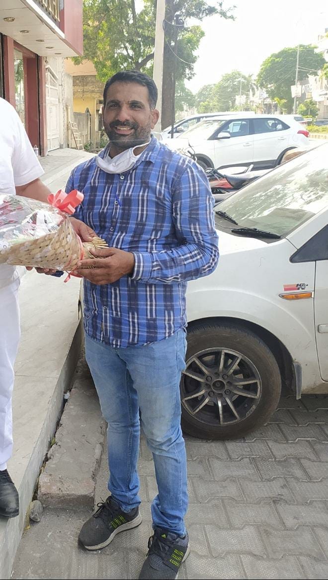नहर में डूबे गोताखोर सुरेंद्र सिंह का फाइल फोटो नहर में डूबे गोताखोर सुरेंद्र सिंह का फाइल फोटो