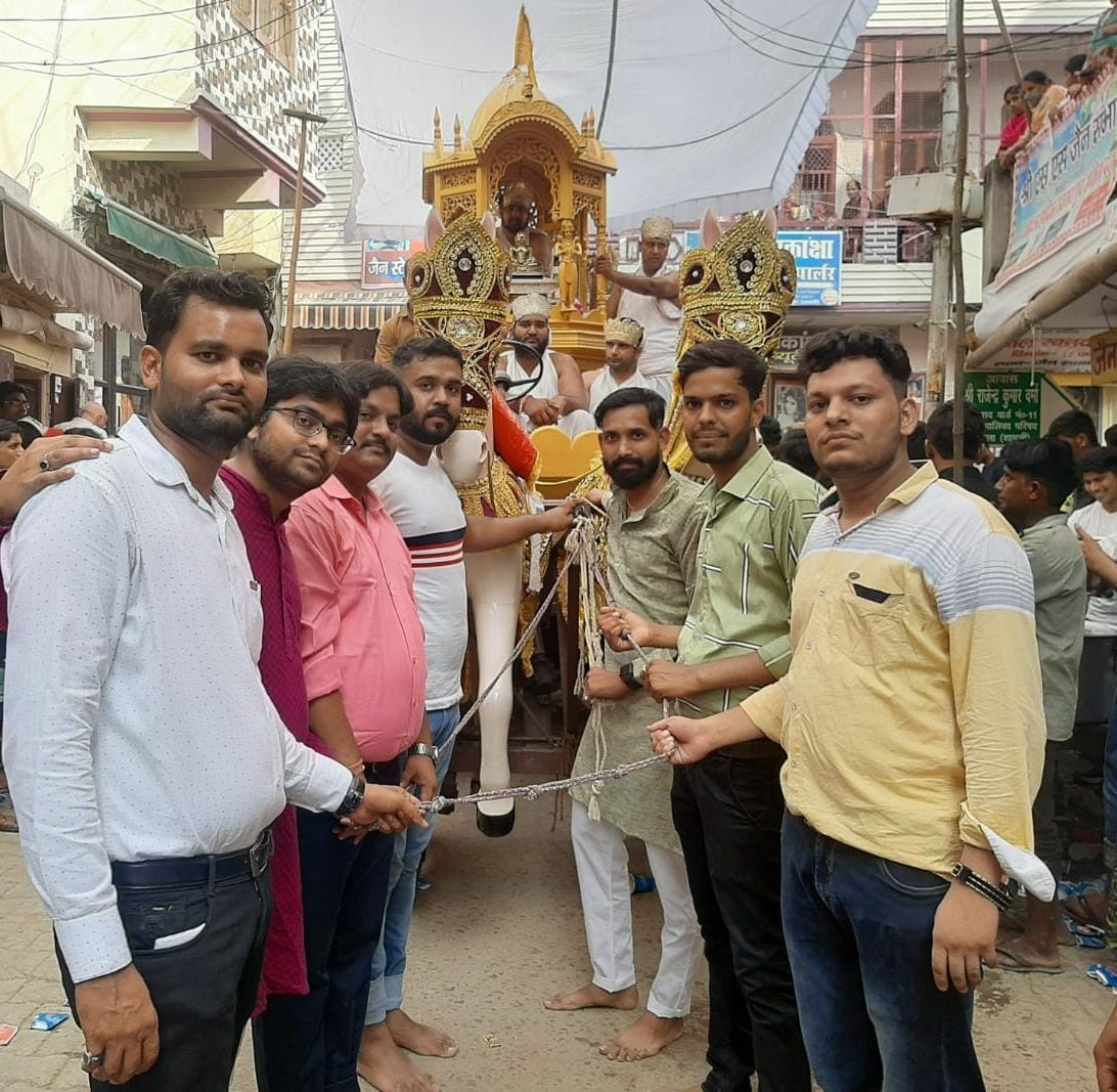 कांधला में निकली श्री जी रथ यात्रा कांधला में निकली श्री जी रथ यात्रा