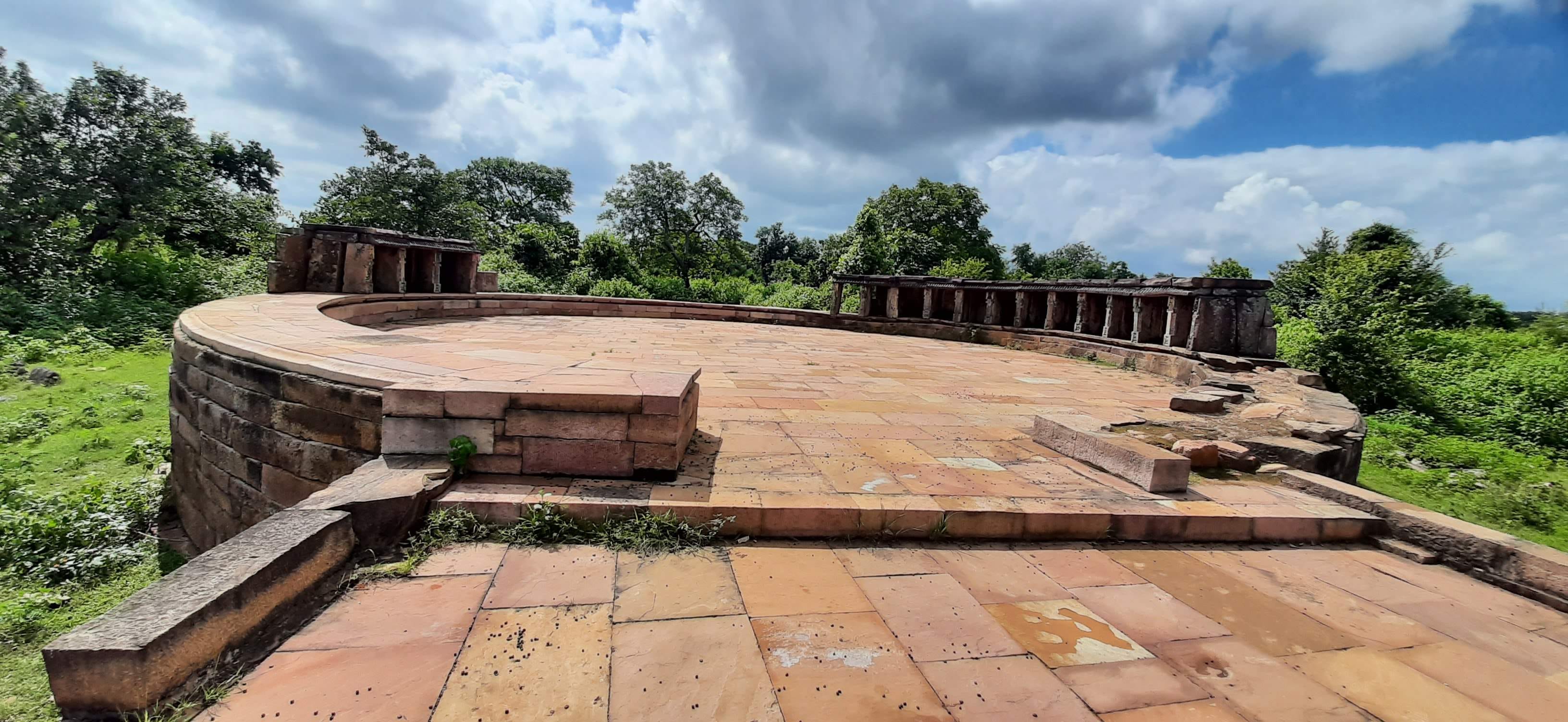 चौसठ योगिनी मंदिर र
