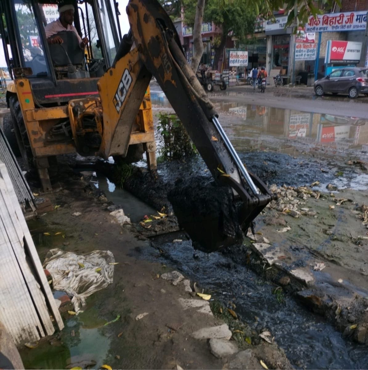 पानीपत। सनौली रोड के नालों की सफाई का काम हुआ शुरू।