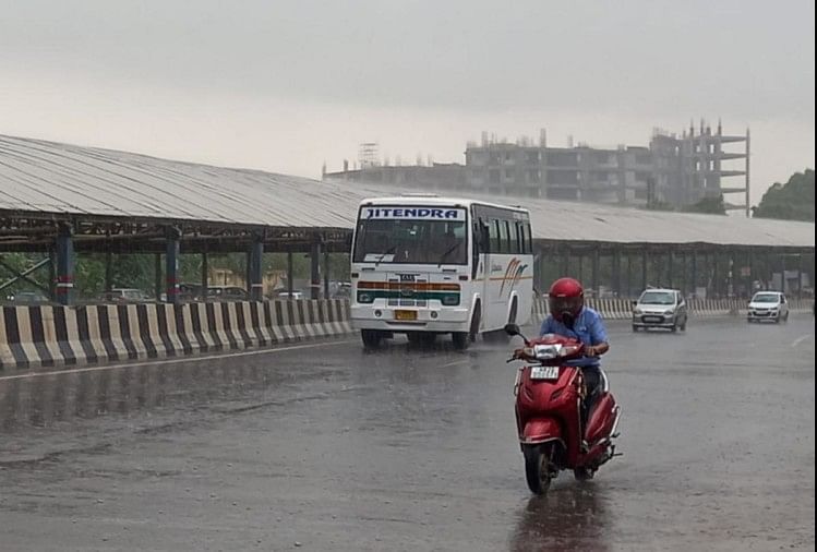 Le risque de pluie avec des vents forts à Delhi samedi La température chutera Le froid augmentera