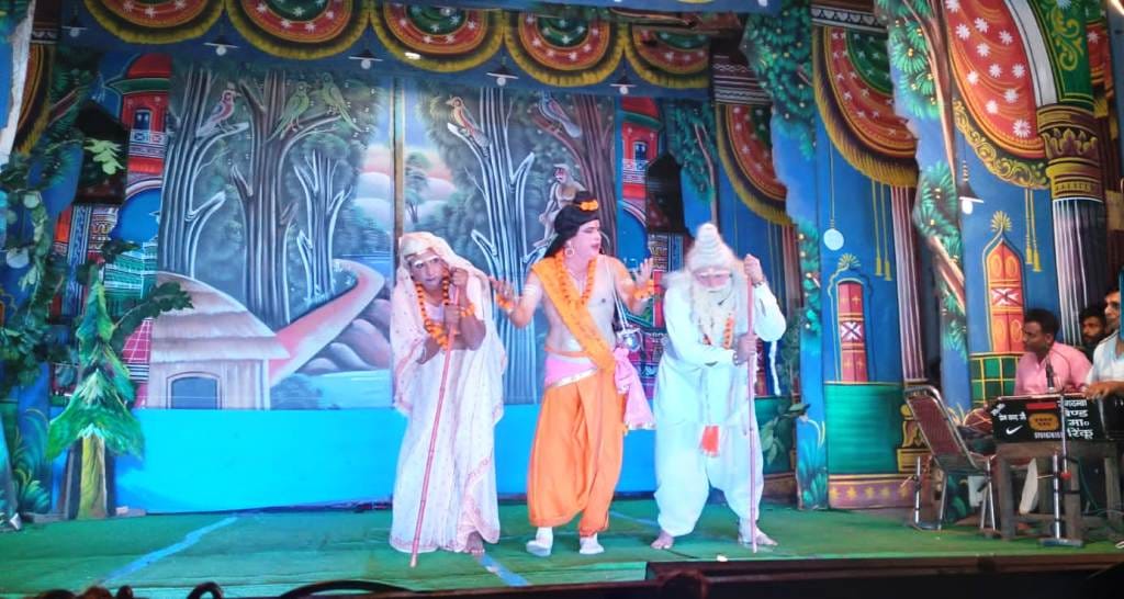 गंगोह की रामलीला में श्रवण मरण का दृश्य गंगोह की रामलीला में श्रवण मरण का दृश्य