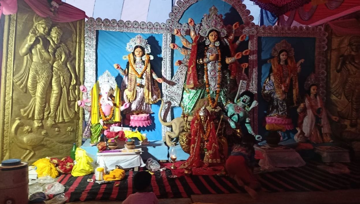Jagat Janani seated in puja pandals with Vedic chants Jagat Janani seated in puja pandals with Vedic chants