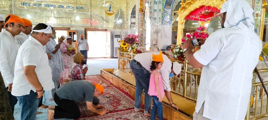 दिल्ली के उप मुख्यमंत्री मनीष सिसोदिया ने गुरुद्वारा श्री नानकमत्ता साहिब के दीवानहाल में मत्? दिल्ली के उप मुख्यमंत्री मनीष सिसोदिया ने गुरुद्वारा श्री नानकमत्ता साहिब के दीवानहाल में मत्?