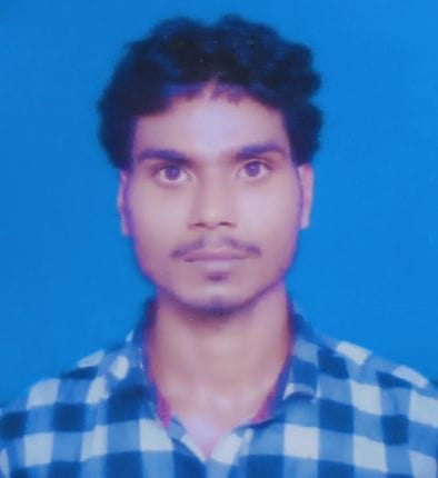 202-मृतक रवी की फाइल फोटो। 203-लालगंज के पूरे राना गांव में युवक की मौत के बाद पहुंची पुलिस और बिलखती म? 202-मृतक रवी की फाइल फोटो। 203-लालगंज के पूरे राना गांव में युवक की मौत के बाद पहुंची पुलिस और बिलखती म?