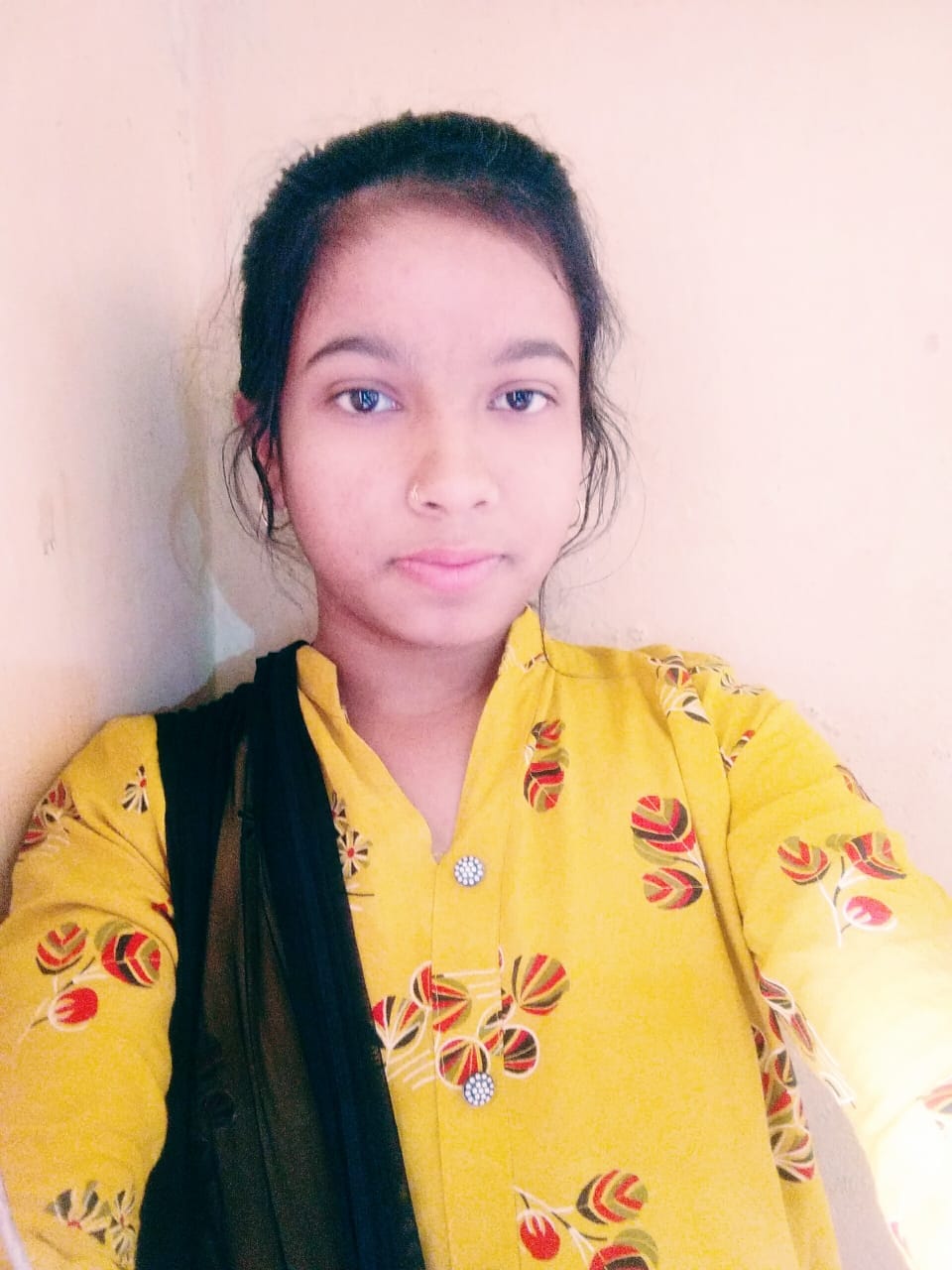 सुहानी तिवारी सुहानी तिवारी