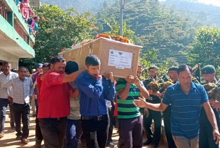 शहीद विपिन की अंत्येष्टि