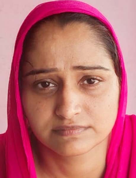 सारज सिंह की भाभी सुखजिंदर कौर सारज सिंह की भाभी सुखजिंदर कौर