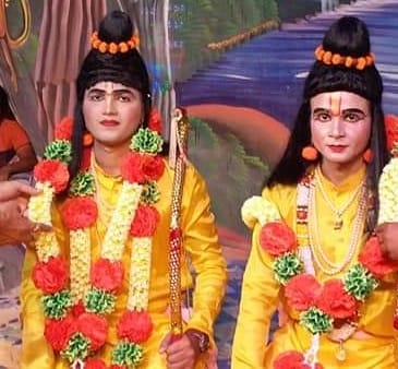 जलालाबाद में रामलीला का मंचन करते कलाकार जलालाबाद में रामलीला का मंचन करते कलाकार